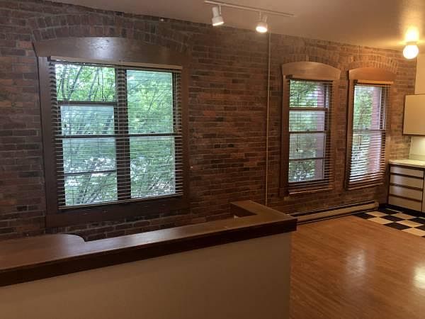 1st image of 2204 1st Ave #203