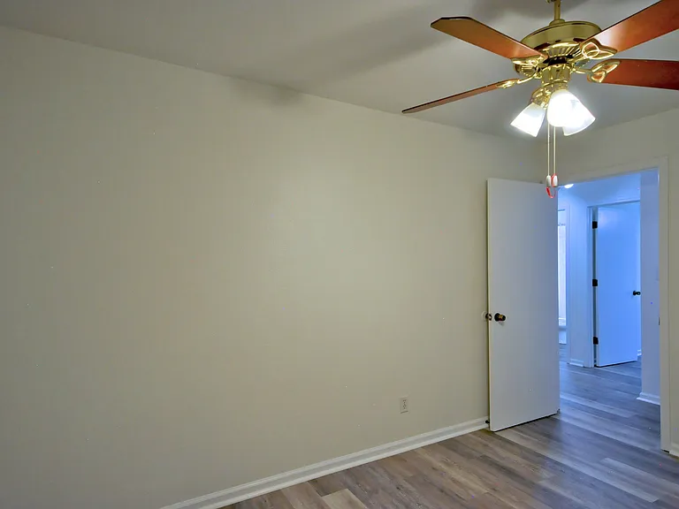 973 Hot Shot Dr — Photo 23