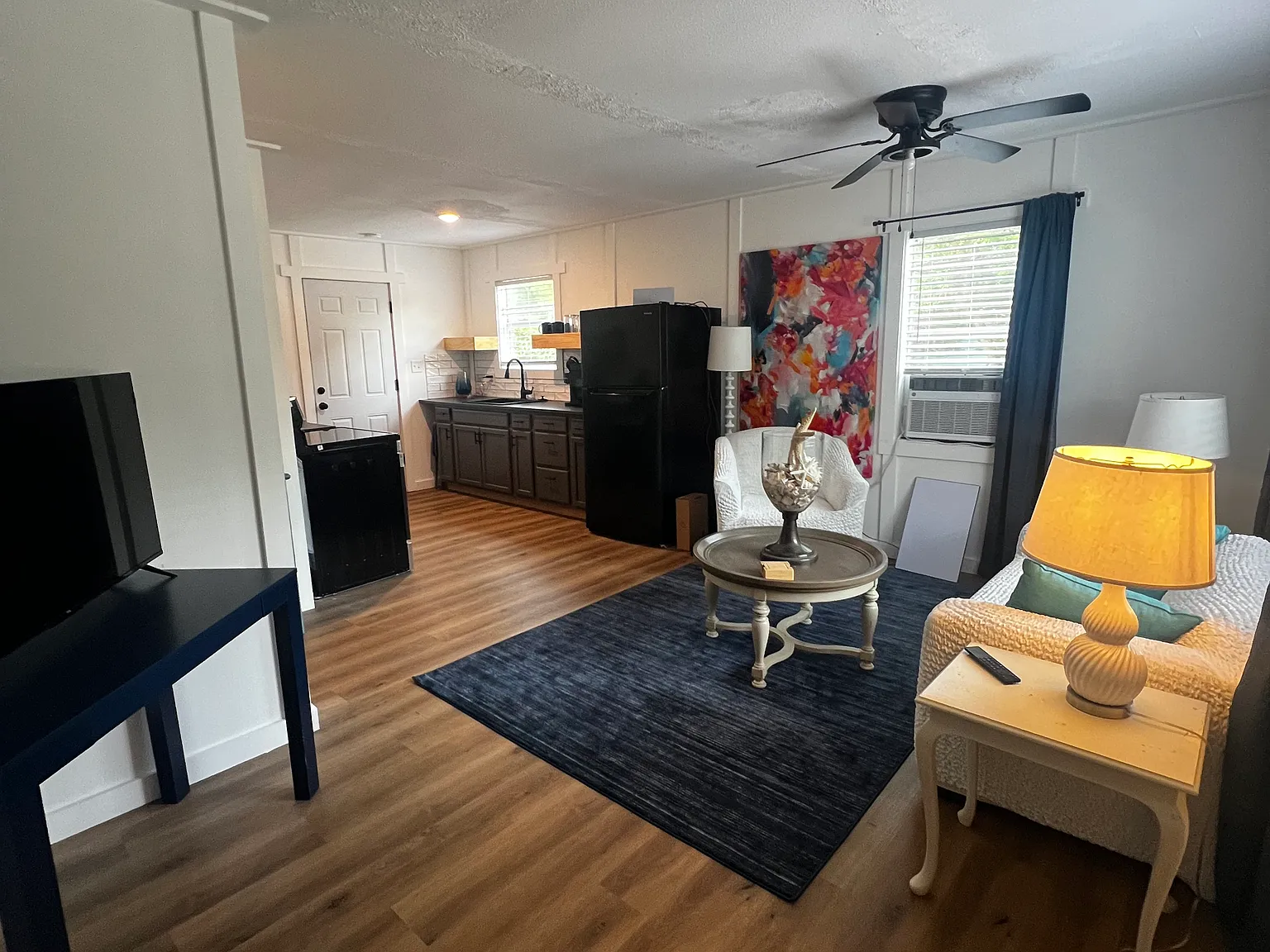 2 bed, 728 sqft, $1,700 — Photo 1
