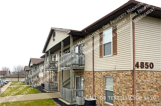 4950 16th Ave SW #206 — Photo 2