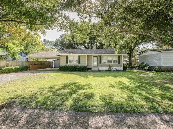 403 Floyd St, Welsh, LA 70591