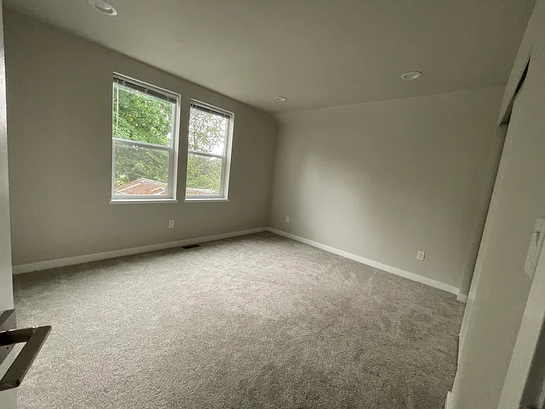 3722 Cyprus Way — Photo 15
