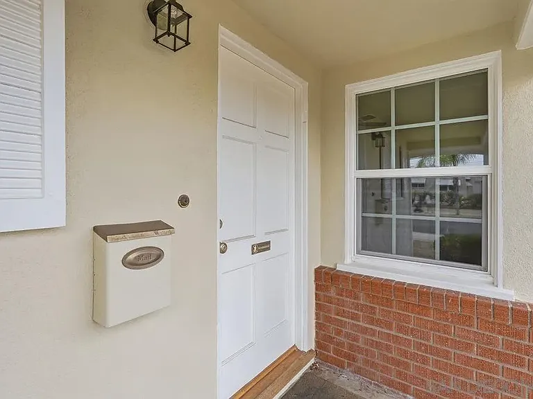 6593 Delfern St — Photo 6