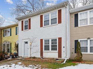 7907 Timarand Ct, Lorton, VA 22079