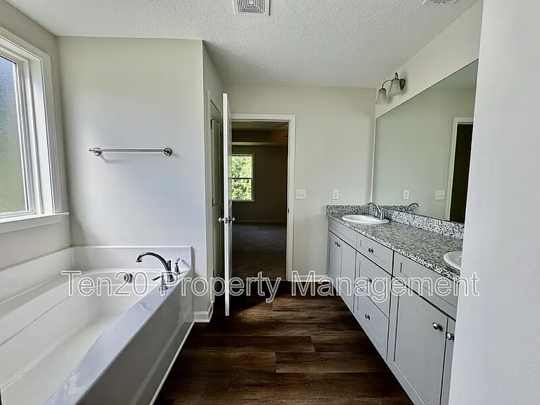 9957 Long Leaf Pine Dr — Photo 12