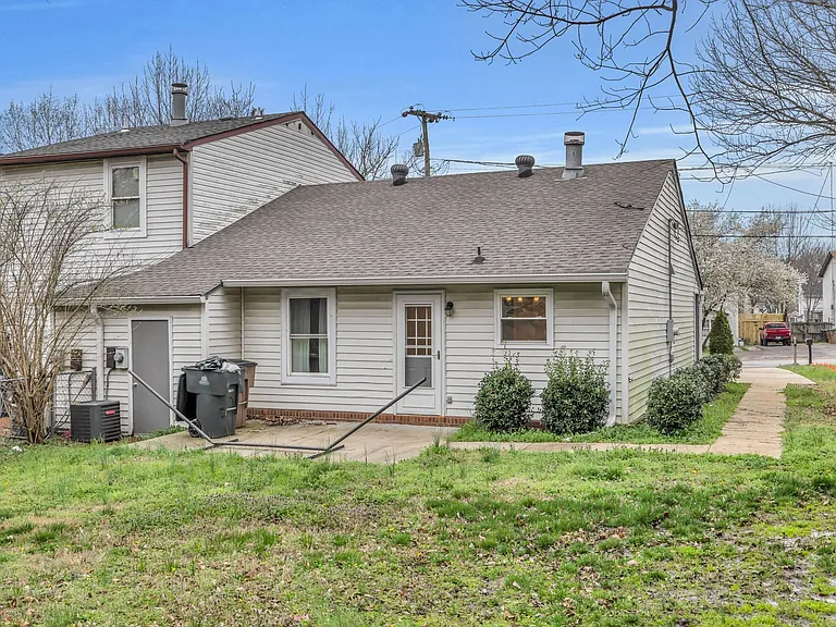 3350 Oak Trees Ct — Photo 18