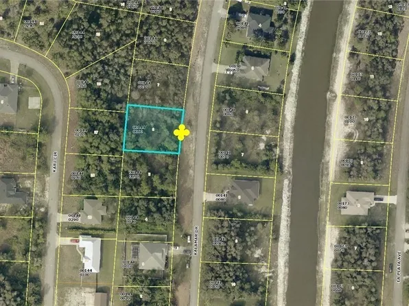 720 Kalamar Dr, Lehigh Acres, FL 33974