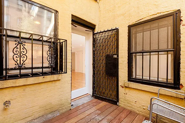 Rented by Town Residential | media 10