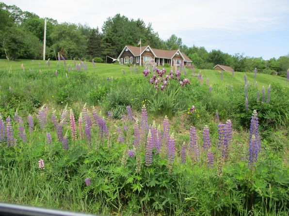 406 Bucksmills Road, Bucksport, ME 04416