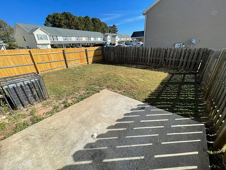 191 Blake Ave — Photo 17
