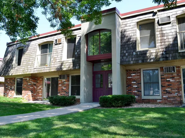 907 11th Ave S APT 4, Hopkins, MN 55343