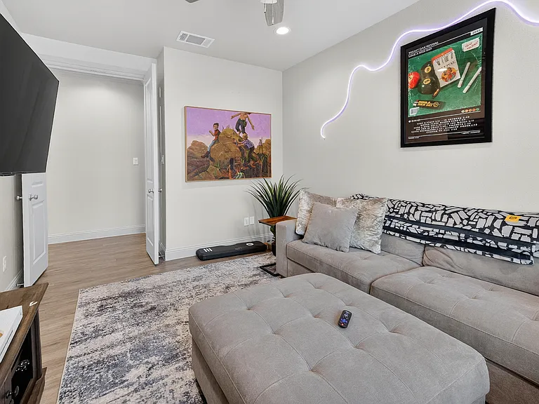 3521 S Hills Ave — Photo 11