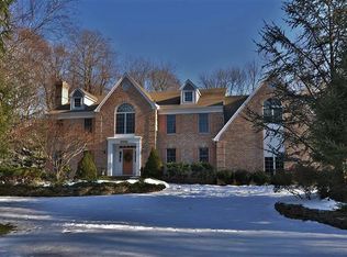 67 Nidd Ct, Allendale, NJ 07401