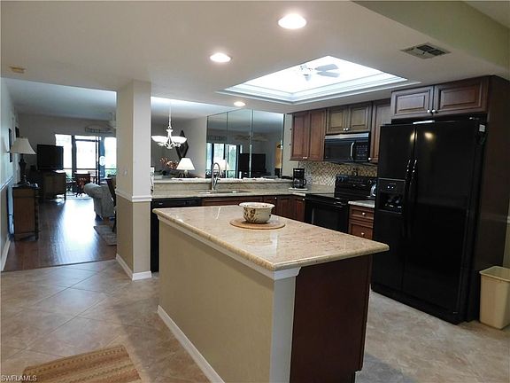 2nd image of 16470 Kelly Cove Dr APT 2839