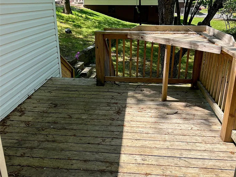 346 Nesbit Ave — Photo 16