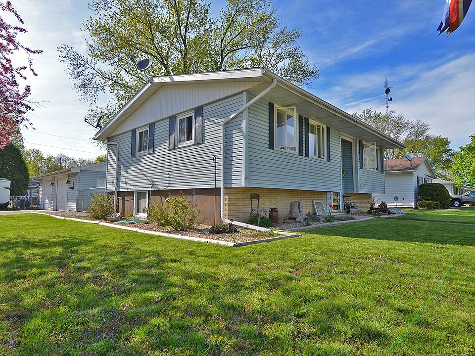 1802 Herbert St, Streator, IL 61364 Zillow