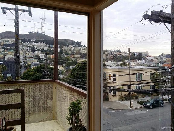 2nd image of 501 Diamond St APT 3
