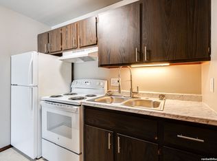 518 Isabella St #524, Neenah, WI 54956