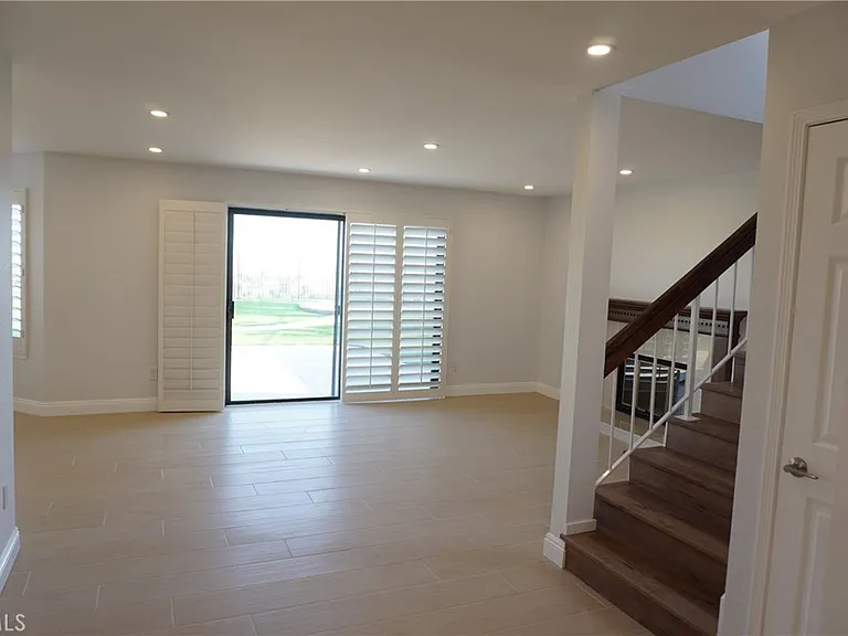 12036 Shadow Ridge Way — Photo 9