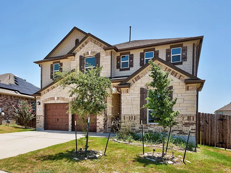 3823 Forino Dr — Photo 2