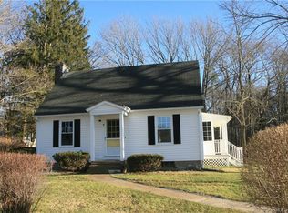 9 Beebe Ln, Storrs Mansfield, CT 06268