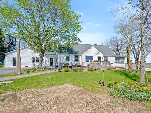 2021 Highway 4, Panora, IA 50216