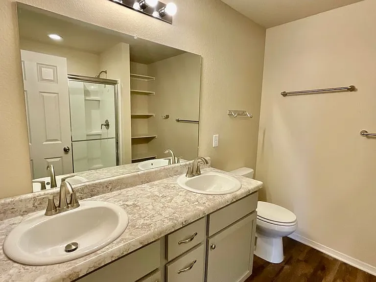 4401 Olympic Dr — Photo 13