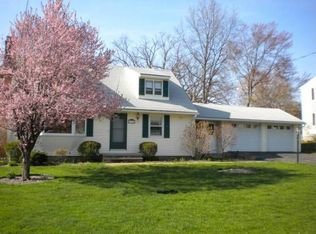 135 Clover Rd, Ludlow, MA 01056