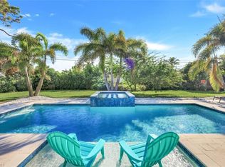 580 105th Ave N, Naples, FL 34108