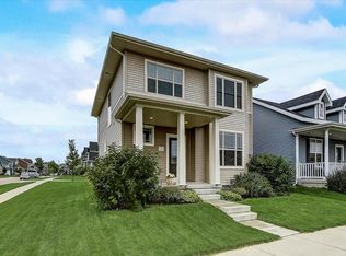 1134 White Oak Dr, Sun Prairie, WI 53590