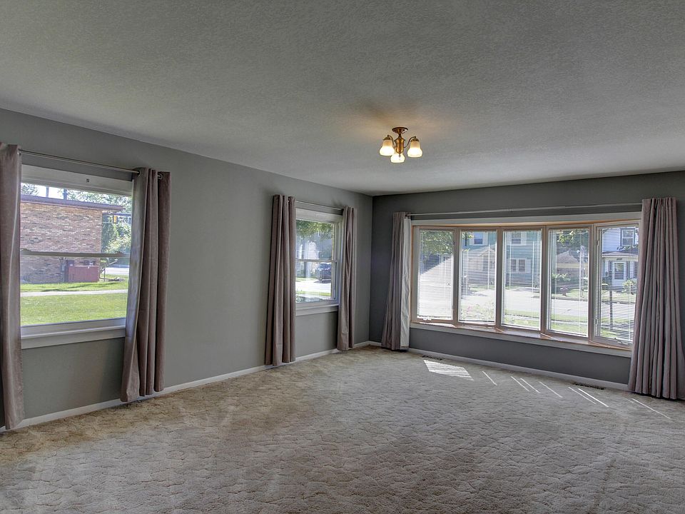 710 Griswold St, Jackson, MI 49203 Zillow