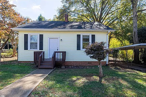 36 Ames St Photo 1