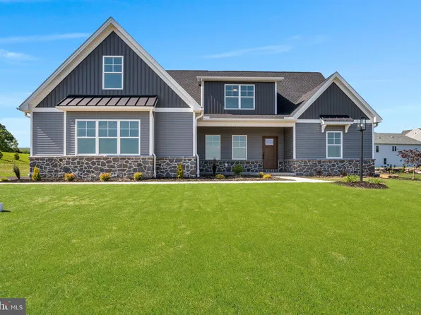 4 Suebecca Dr, Carlisle, PA 17013