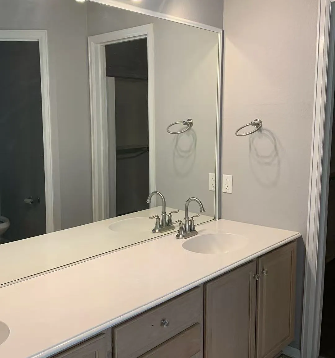 3 bed, 1743 sqft, $2,350 — Photo 2