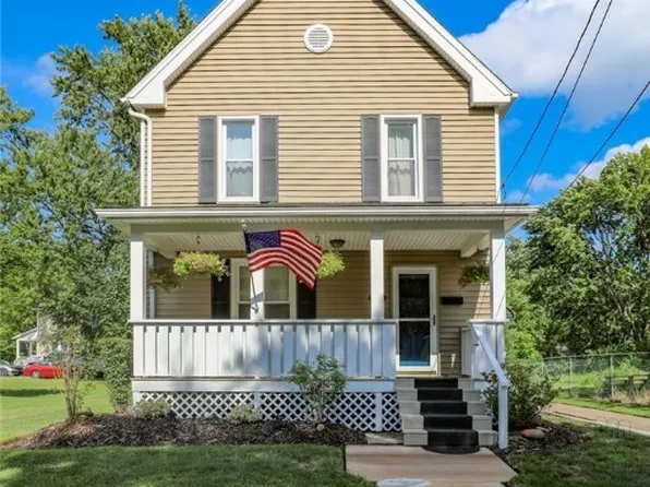 247 King St, Ravenna, OH 44266
