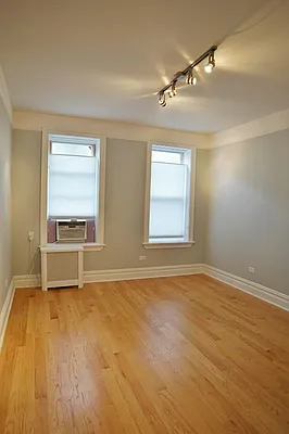 Rented by R New York | media 11