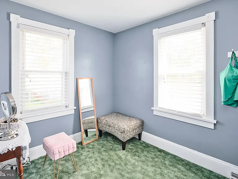 339 S Lincoln Ave — Photo 16