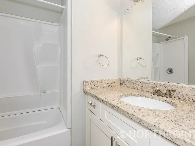 6010 Hillman Dr — Photo 14