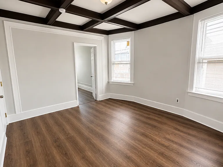 18-20 Rutland Ave #3 — Photo 1