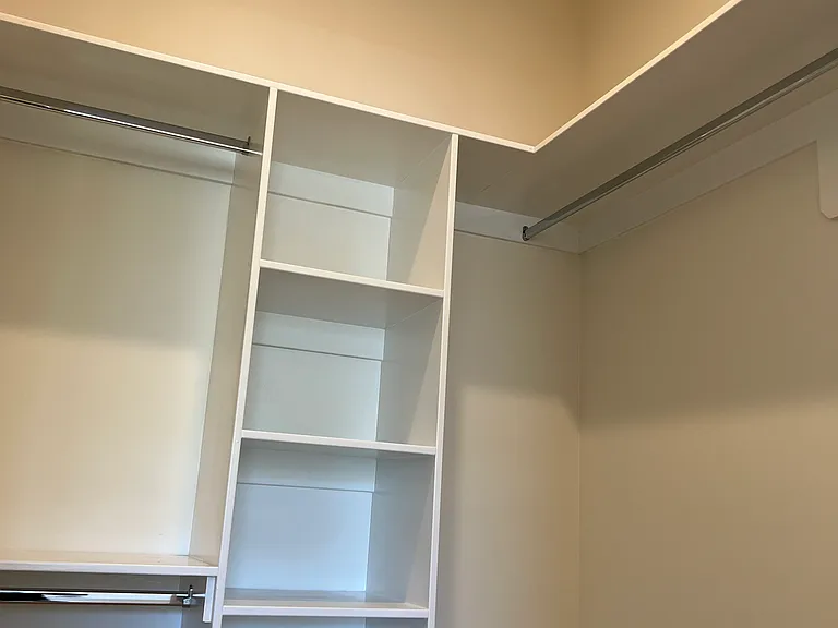 203 S Meridith Ave — Photo 14