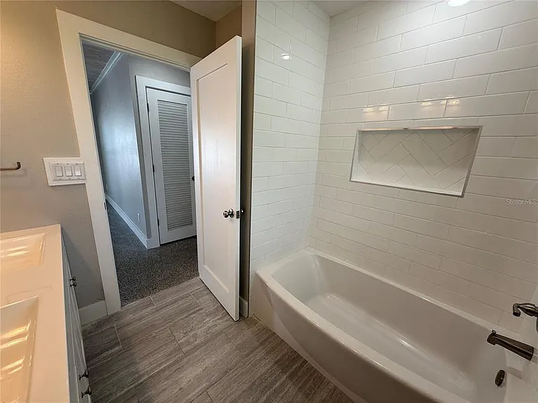 3665 Belle Vista Dr E — Photo 16