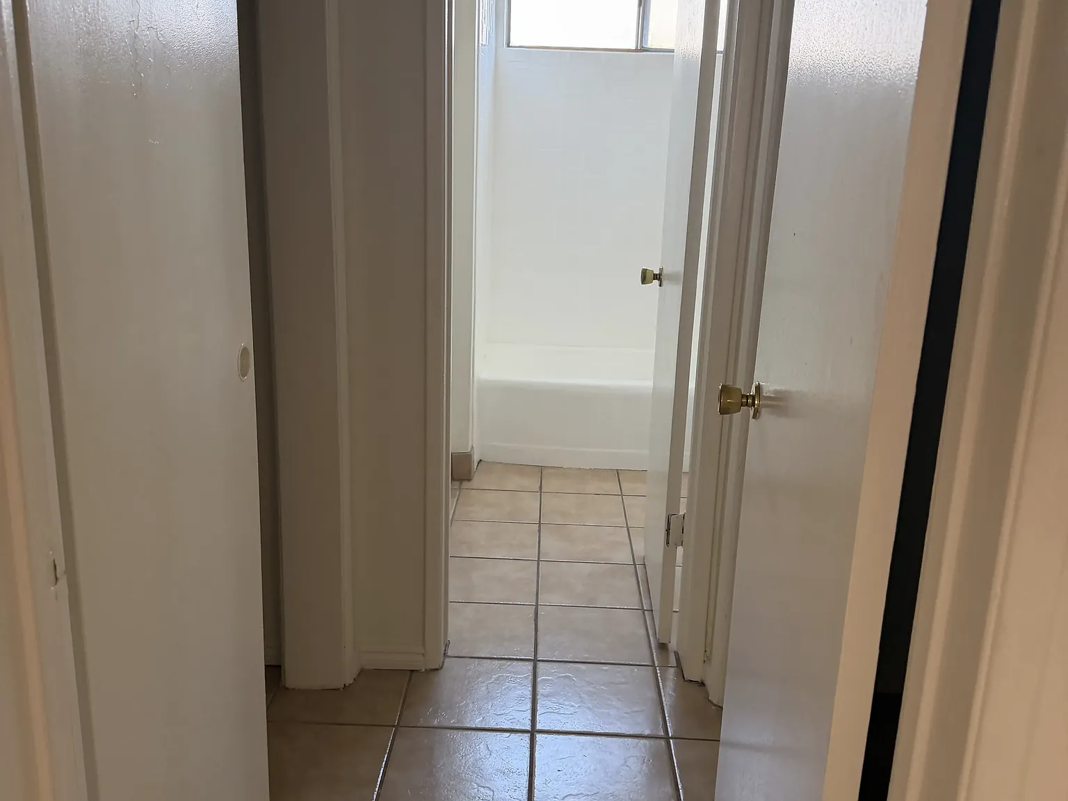 208 E Bay State St — Photo 3