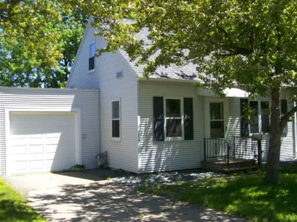 705 N 9th Ave, Wausau, WI 54401