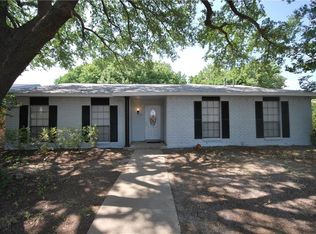 5020 Stanley Dr, The Colony, TX 75056
