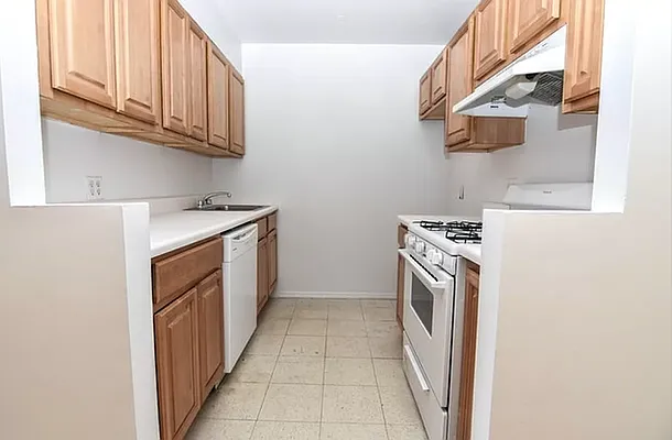 Rented by Compass | media 3