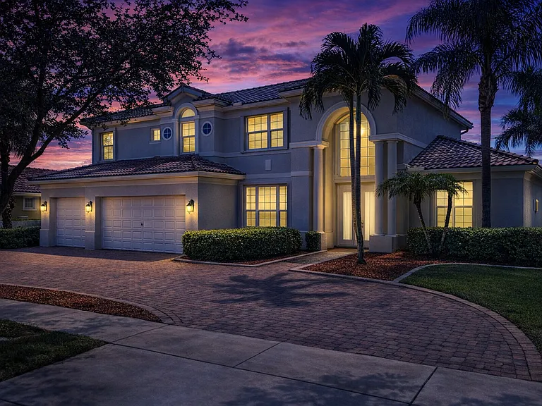 5034 Countrybrook Dr — Photo 3