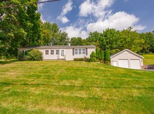 39 Fonda Rd, Waterford, NY 12188