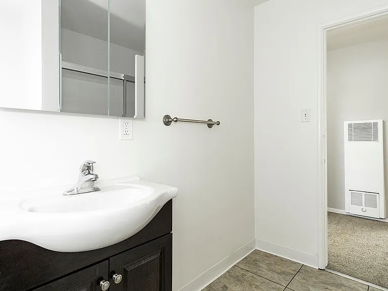 1420 Barrington Way — Photo 18