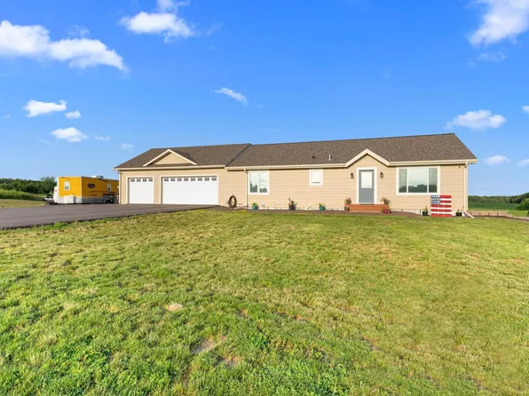 16306 Eagle Ridge Cir, Pine City, MN 55063