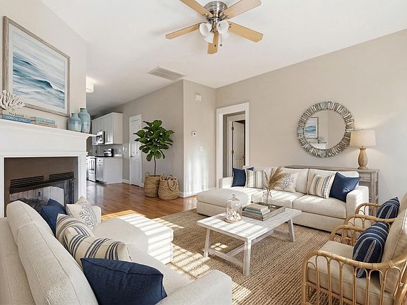 3rd image of 203 Hydrangea St